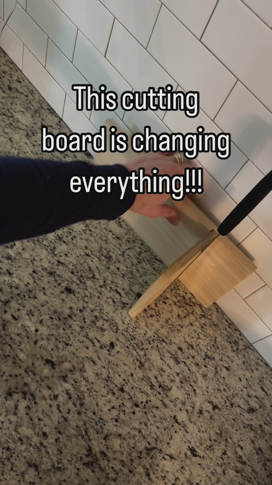 Vertical Cutting Board